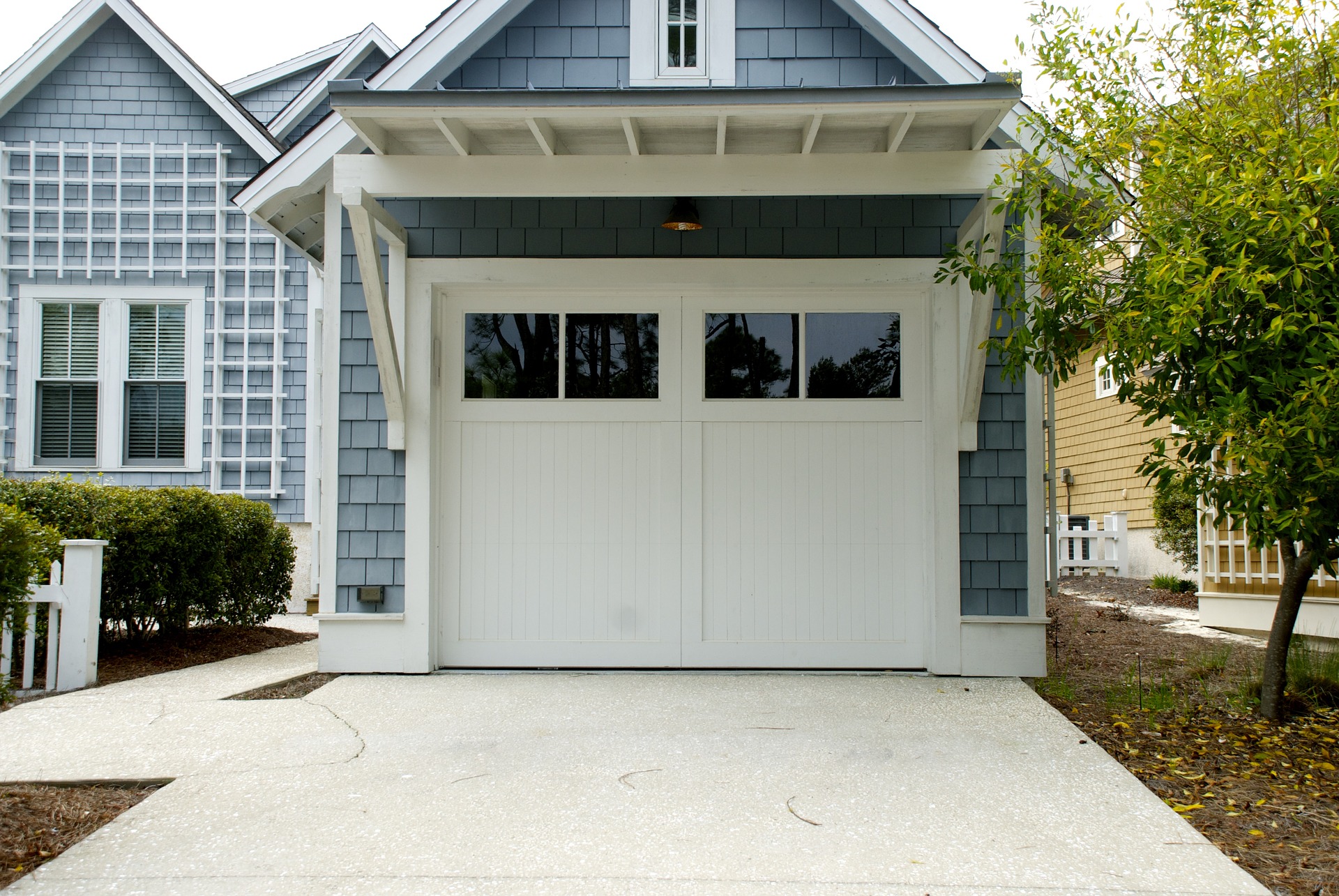 Brama garażowa – najpopularniejsze rodzaje